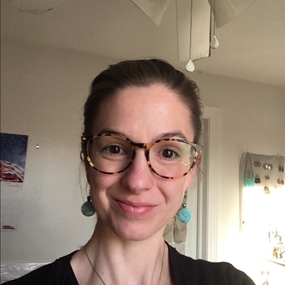 Meet your Posher, Megan